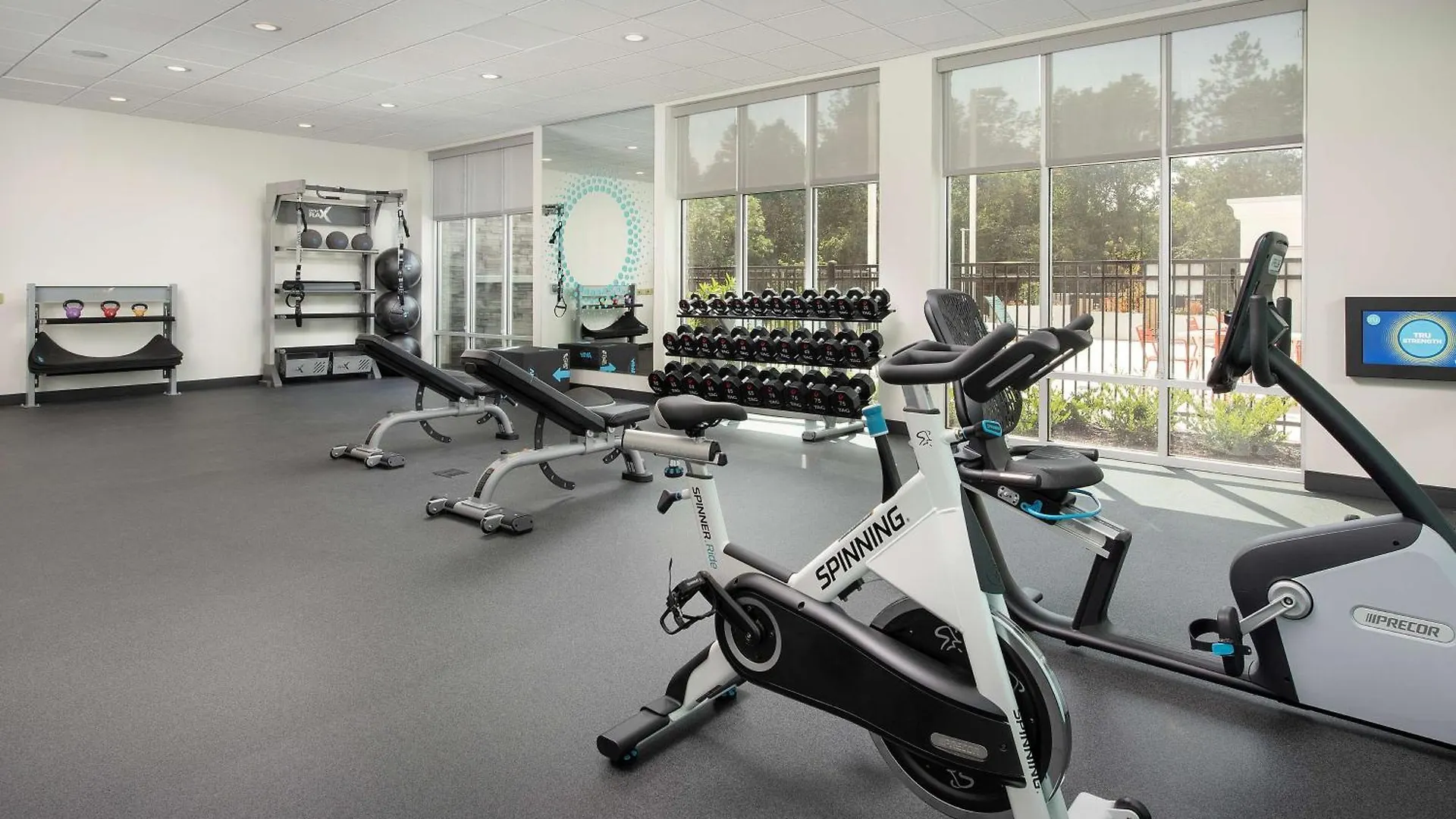 Hotel Tru By Hilton Charlotte Airport Lake Pointe